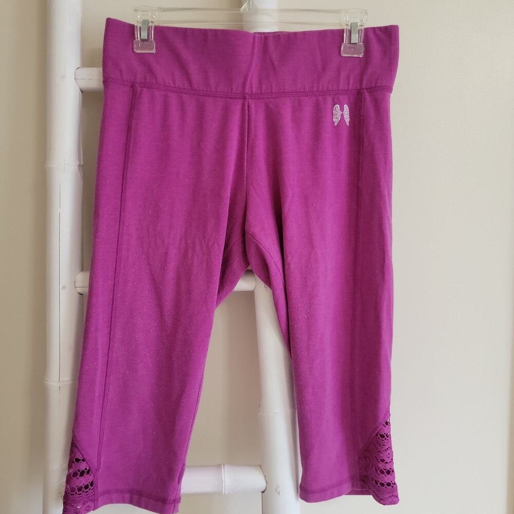 Victoria Sport Purple Lace Capri Leggings Sz M
